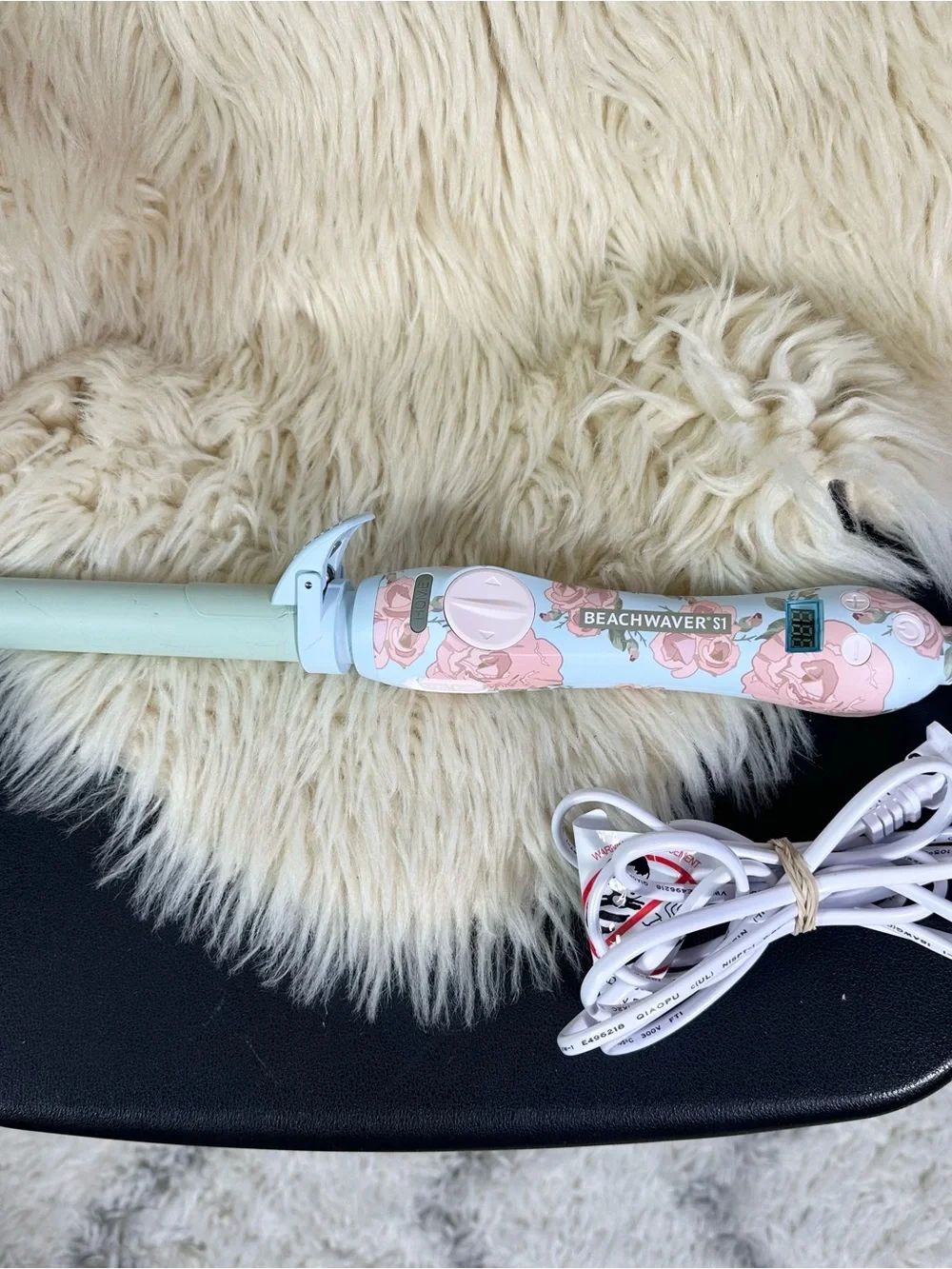 Beachwaver S1 Floral Curling Iron — Mint and Pink